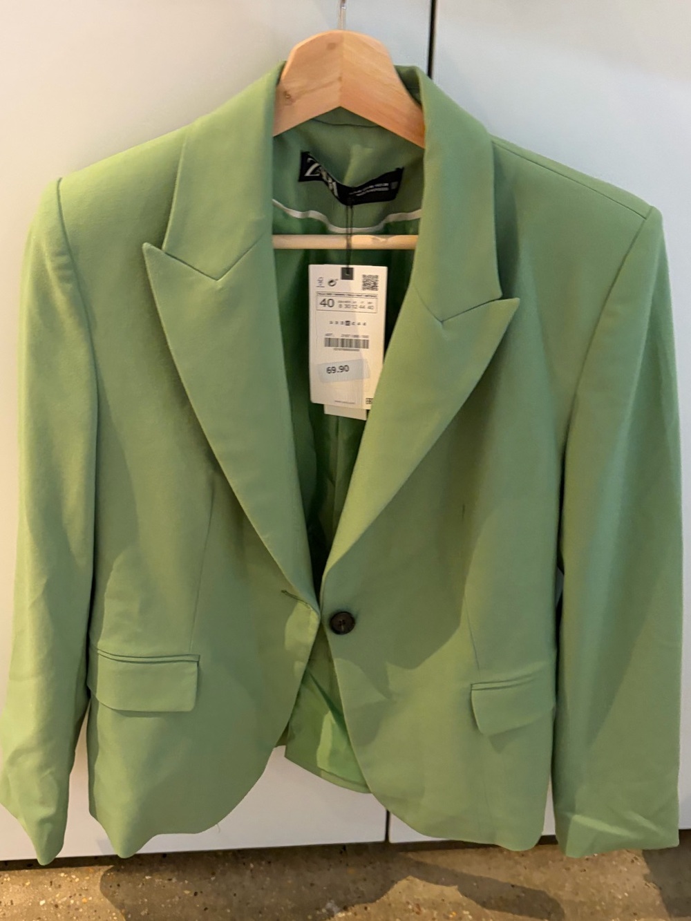 NWT Zara Green Cropped Blazer Size 8/40.